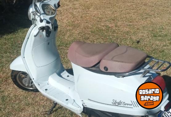 Motos - Motomel Stratto euro 150 2017 Nafta 11300Km - En Venta