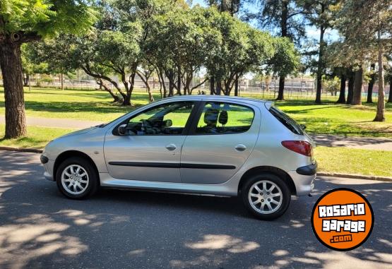 Autos - Peugeot 206 2005 Diesel 164000Km - En Venta