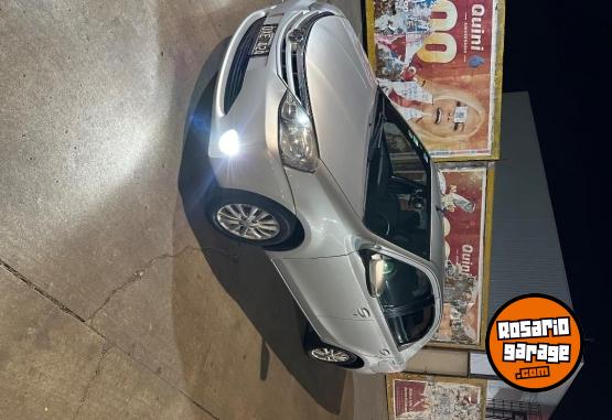 Autos - Toyota Etios XLS 2015 GNC 158000Km - En Venta