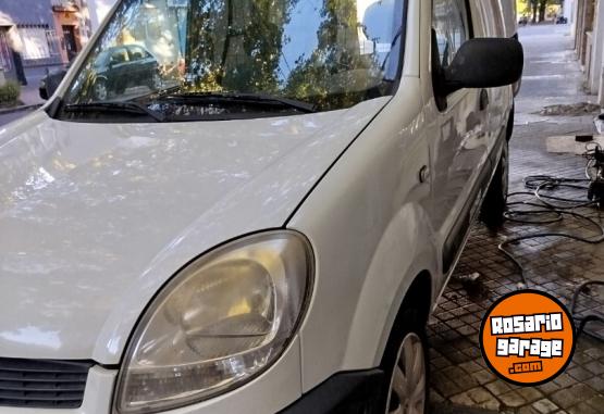 Utilitarios - Renault Kangoo 2012 GNC 199650Km - En Venta