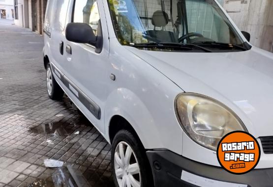 Utilitarios - Renault Kangoo 2012 GNC 199650Km - En Venta