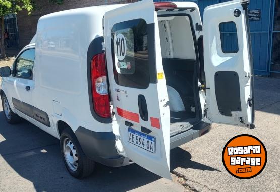 Utilitarios - Fiat Fiorino 2021 Nafta 70000Km - En Venta