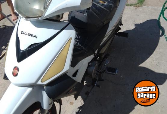 Motos - Gilera Smash 125 2019 Nafta 45000Km - En Venta