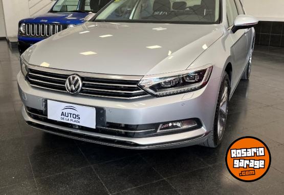 Autos - Volkswagen Passat 2.0 DSG 2017 Nafta 95000Km - En Venta