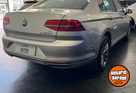 Autos - Volkswagen Passat 2.0 DSG 2017 Nafta 95000Km - En Venta