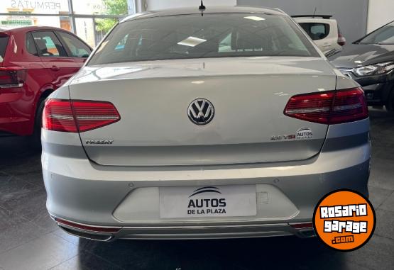 Autos - Volkswagen Passat 2.0 DSG 2017 Nafta 95000Km - En Venta