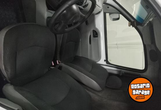 Utilitarios - Renault KANGOO EXP CONFORT 1.9 AA 2007 Diesel 351000Km - En Venta