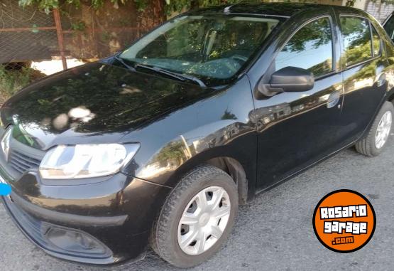 Autos - Renault LOGAN 2015 Nafta 113000Km - En Venta