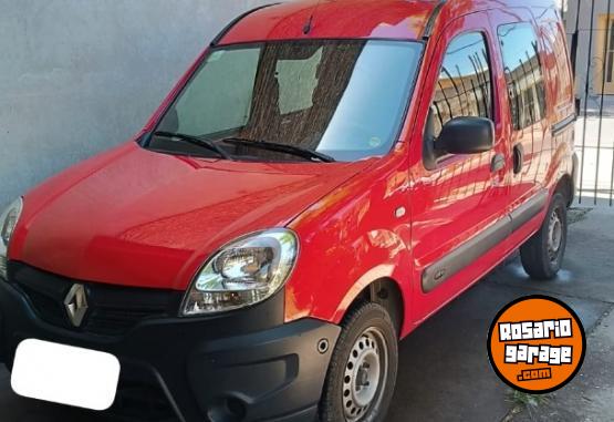 Utilitarios - Renault Kangoo 2018 Nafta 82000Km - En Venta