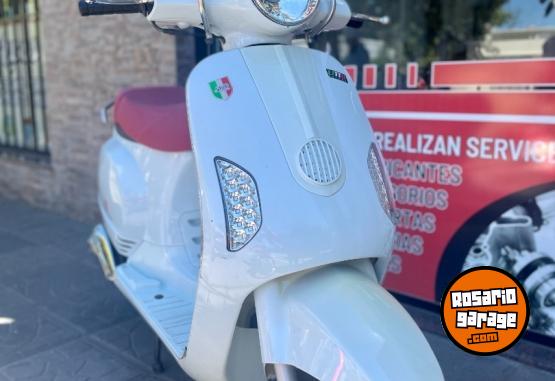 Motos - Motomel STRATO EURO 150 2023 Nafta 5000Km - En Venta