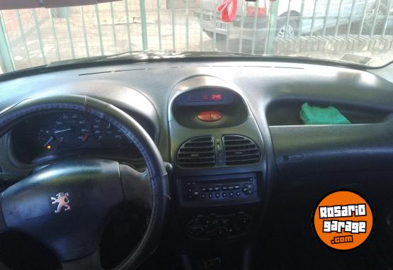 Autos - Peugeot 206 2006 Nafta 230000Km - En Venta