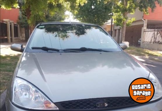 Autos - Ford Focus 2004 Nafta 100Km - En Venta