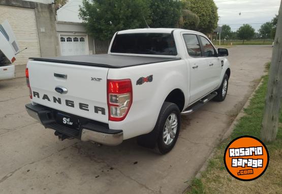 Camionetas - Ford Ranger 4x4 xLT automatica 2021 Diesel 101000Km - En Venta