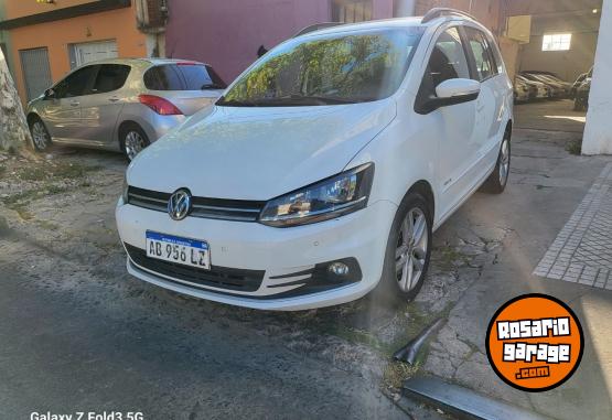 Autos - Volkswagen Suran 2017 Nafta 90000Km - En Venta