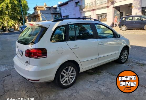 Autos - Volkswagen Suran 2017 Nafta 90000Km - En Venta