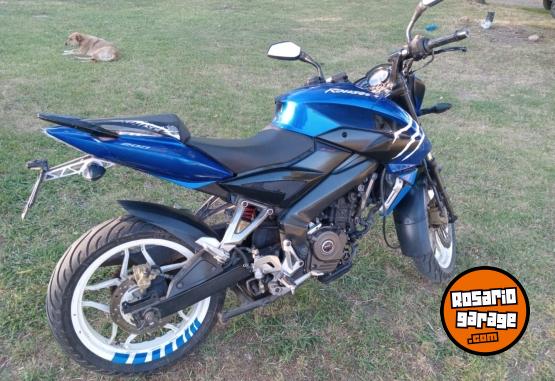 Motos - Bajaj ROUSER NS 200 2014 Nafta 65000Km - En Venta