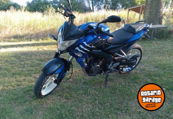 Motos - Bajaj ROUSER NS 200 2014 Nafta 65000Km - En Venta