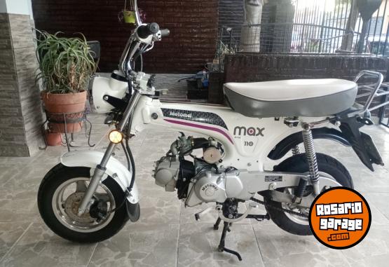 Motos - Motomel Max 2024 Nafta 5400Km - En Venta