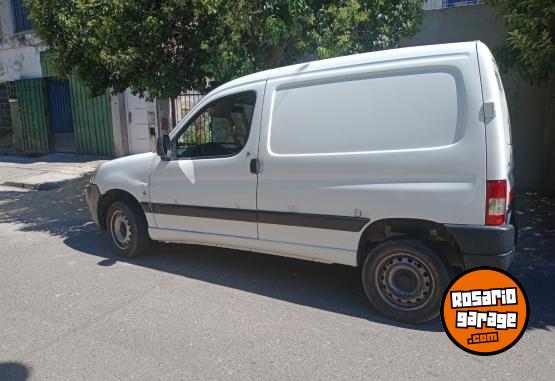 Utilitarios - Citroen Berlingo 2011 Diesel 170000Km - En Venta