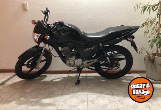 Motos - Honda Titn 150 2017 Nafta 45000Km - En Venta