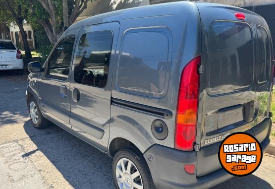 Utilitarios - Renault Kangoo 2013 GNC 140000Km - En Venta