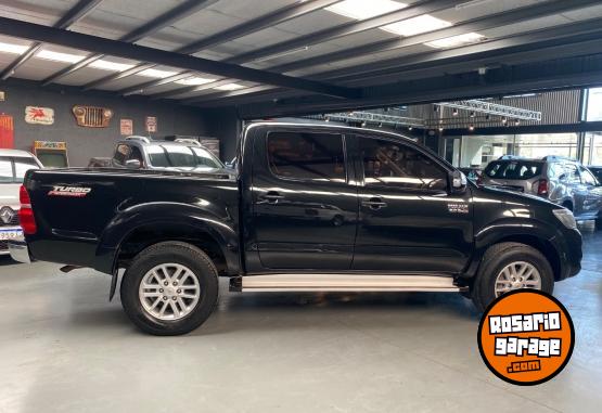 Camionetas - Toyota Hilux SRV 3.0 2012 Diesel 229000Km - En Venta