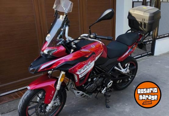 Motos - Benelli Trk 251 2022 Nafta 10000Km - En Venta