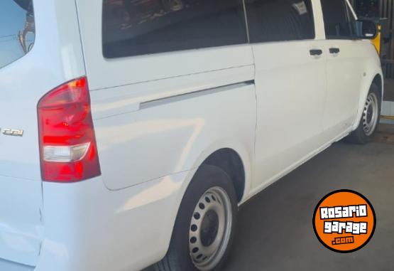 Utilitarios - Mercedes Benz Vito 2017 Diesel 190000Km - En Venta