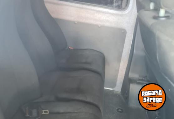 Utilitarios - Mercedes Benz Vito 2017 Diesel 190000Km - En Venta