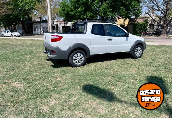 Utilitarios - Fiat Strada 1.4 3 Puertas 2016 GNC 111000Km - En Venta