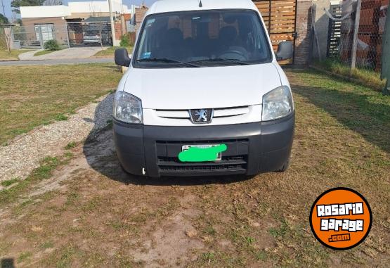 Utilitarios - Peugeot Partner Mixta 2015 Diesel 160000Km - En Venta