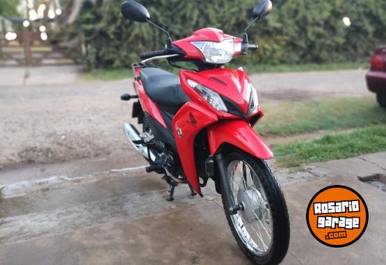 Motos - Honda Wave 2022 Nafta 5500Km - En Venta