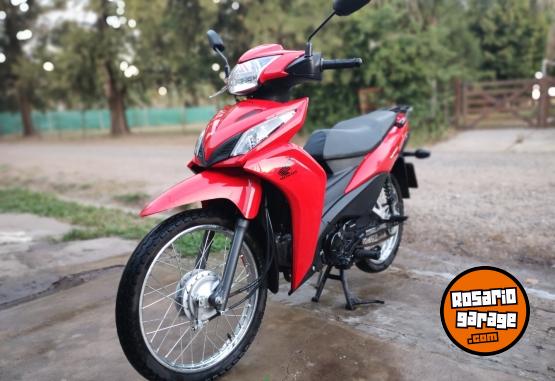 Motos - Honda Wave 2022 Nafta 5500Km - En Venta