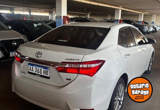 Autos - Toyota Corolla Seg 2016 Nafta 102000Km - En Venta