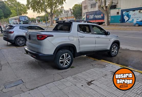 Camionetas - Fiat Toro 2017 Diesel 110000Km - En Venta