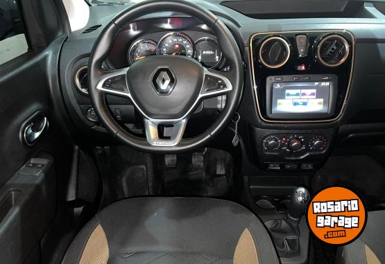 Utilitarios - Renault KANGOO II STEPWAY 1.5 DCI 2022 Nafta 19000Km - En Venta