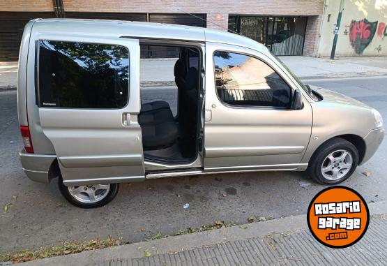 Utilitarios - Citroen Berlingo multispace hdi p 2011 Diesel 158000Km - En Venta