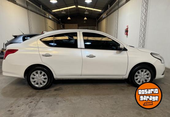 Autos - Nissan VERSA SENSE 1.6 MT 2020 GNC 90000Km - En Venta