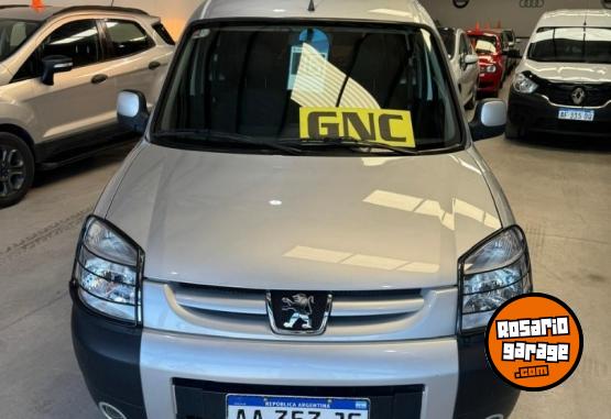 Utilitarios - Peugeot Partner Patagonica VTC PL 2016 GNC 200000Km - En Venta