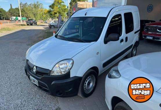 Utilitarios - Renault Kangoo Confort 1.6 2015 Nafta 200000Km - En Venta