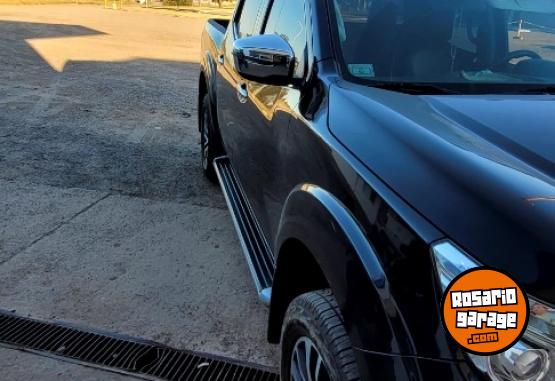 Camionetas - Nissan Frontier np 300 2016 Diesel 98500Km - En Venta