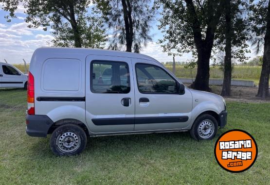 Utilitarios - Renault Kangoo 2015 Nafta 165000Km - En Venta