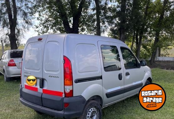 Utilitarios - Renault Kangoo 2015 Nafta 165000Km - En Venta