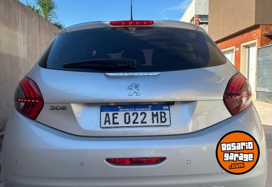 Autos - Peugeot 208 2019 Nafta 55000Km - En Venta