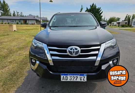 Camionetas - Toyota Sw4 SRX 7 asientos At 2018 Diesel 128000Km - En Venta