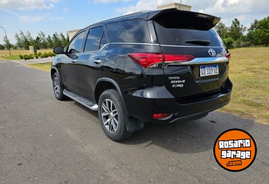 Camionetas - Toyota Sw4 SRX 7 asientos At 2018 Diesel 128000Km - En Venta