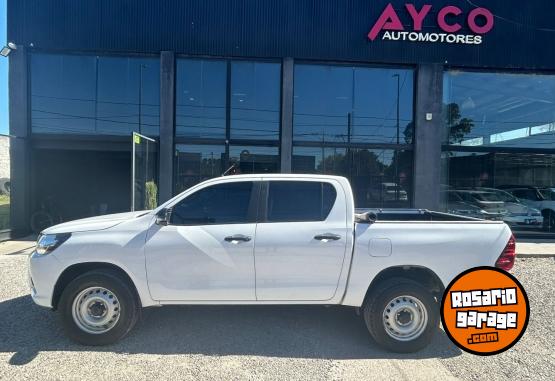 Camionetas - Toyota HILUX 2.4 TDI 4X4 2019 Diesel  - En Venta