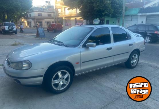 Autos - Ford Mondeo 1998 Nafta 155000Km - En Venta