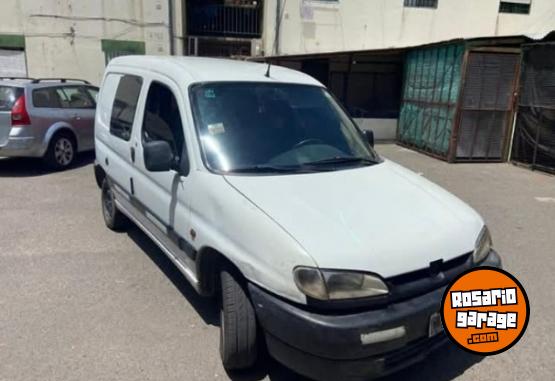 Camionetas - Peugeot Partner 1998 Diesel 250000Km - En Venta