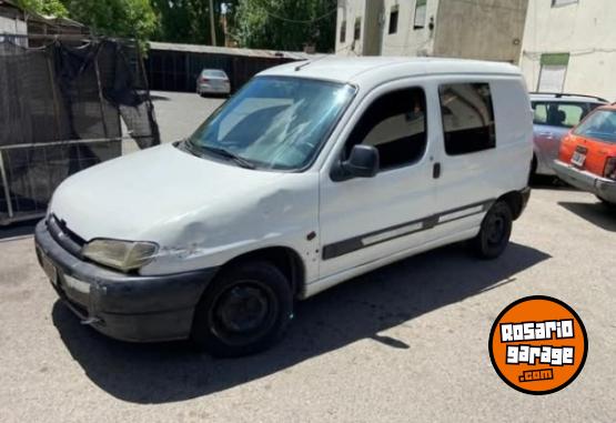 Camionetas - Peugeot Partner 1998 Diesel 250000Km - En Venta